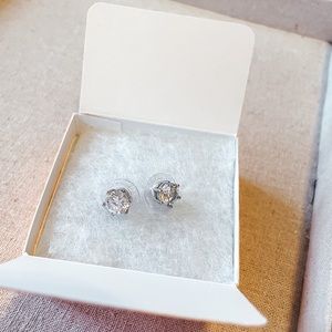 Stella & Dot diamond studs
